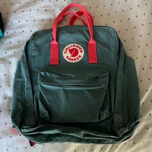 Teal/Pink FJALLRAVEN KANKEN backpack